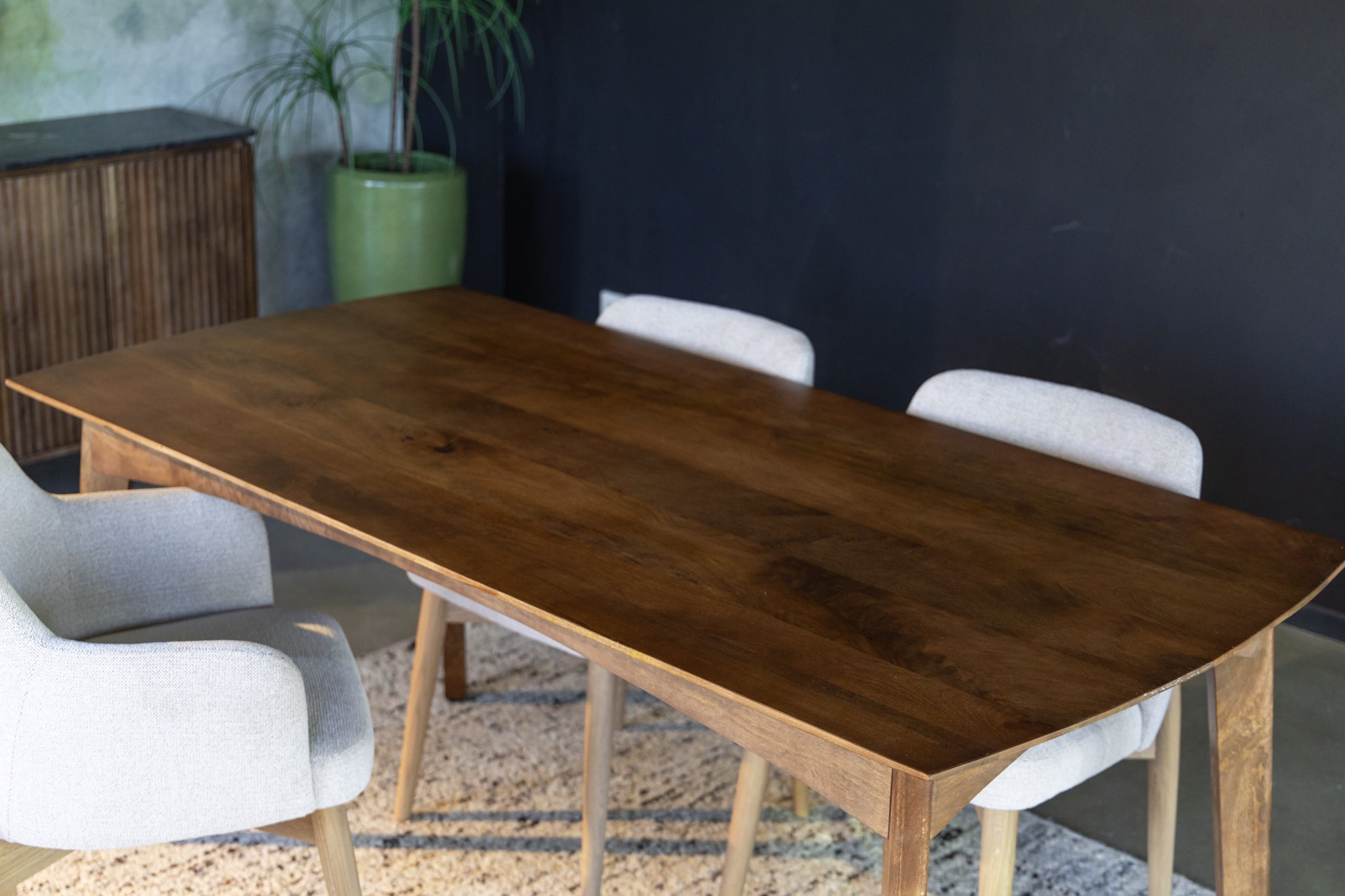 Eettafel vintage stijl walnoot kleur 180cm en 220cm