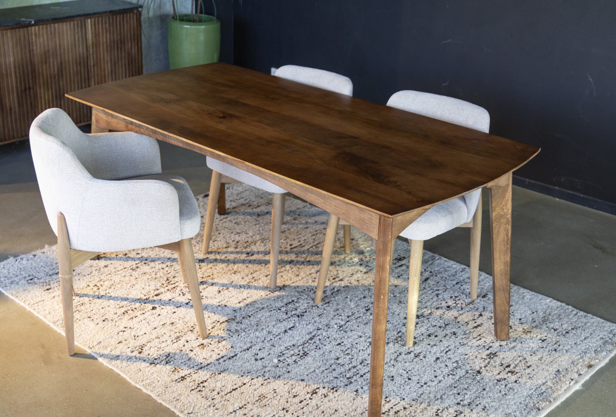 Eettafel vintage stijl walnoot kleur 180cm en 220cm