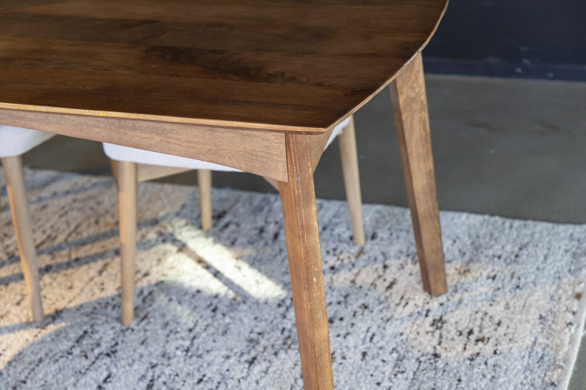 Eettafel vintage stijl walnoot kleur 180cm en 220cm