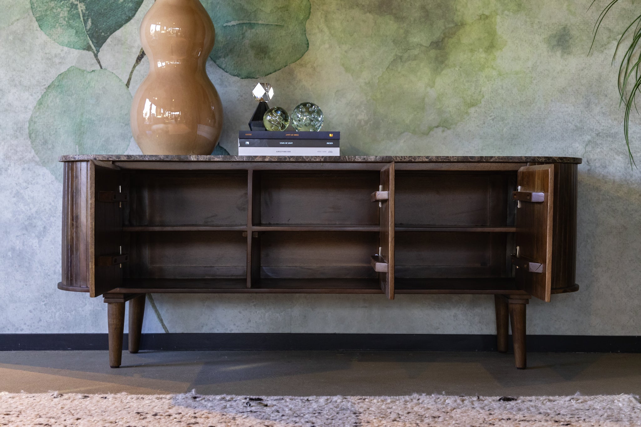 Televisiemeubel vintage stijl walnoot Anjuna met bruin marmer 160 cm