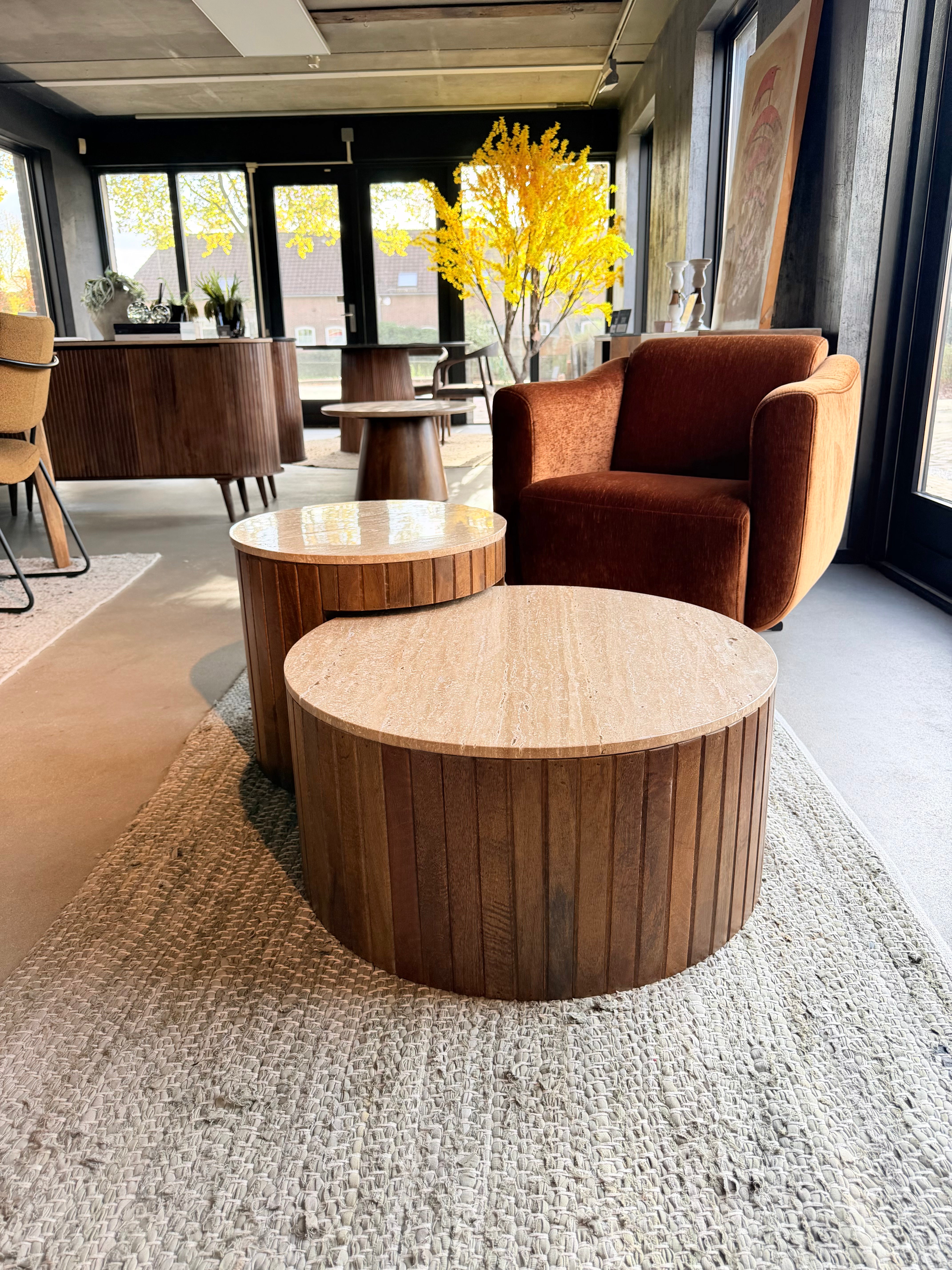 Salontafelset Tirlot